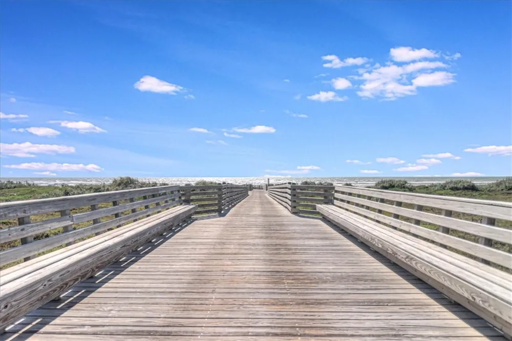 507 Sunrise Avenue Port Aransas, TX 78373