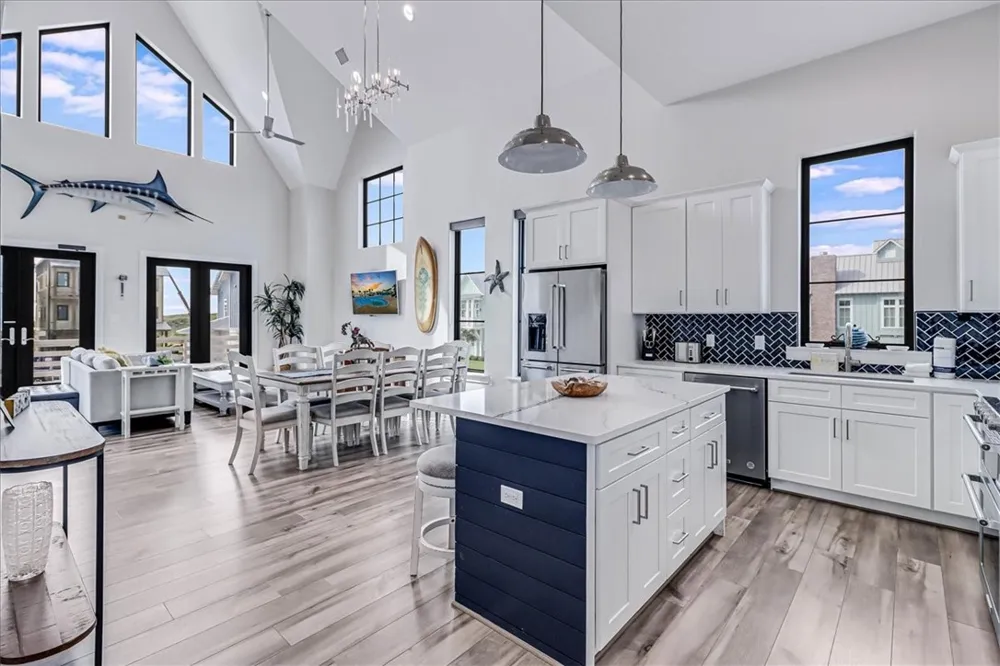 507 Sunrise Avenue Port Aransas, TX 78373