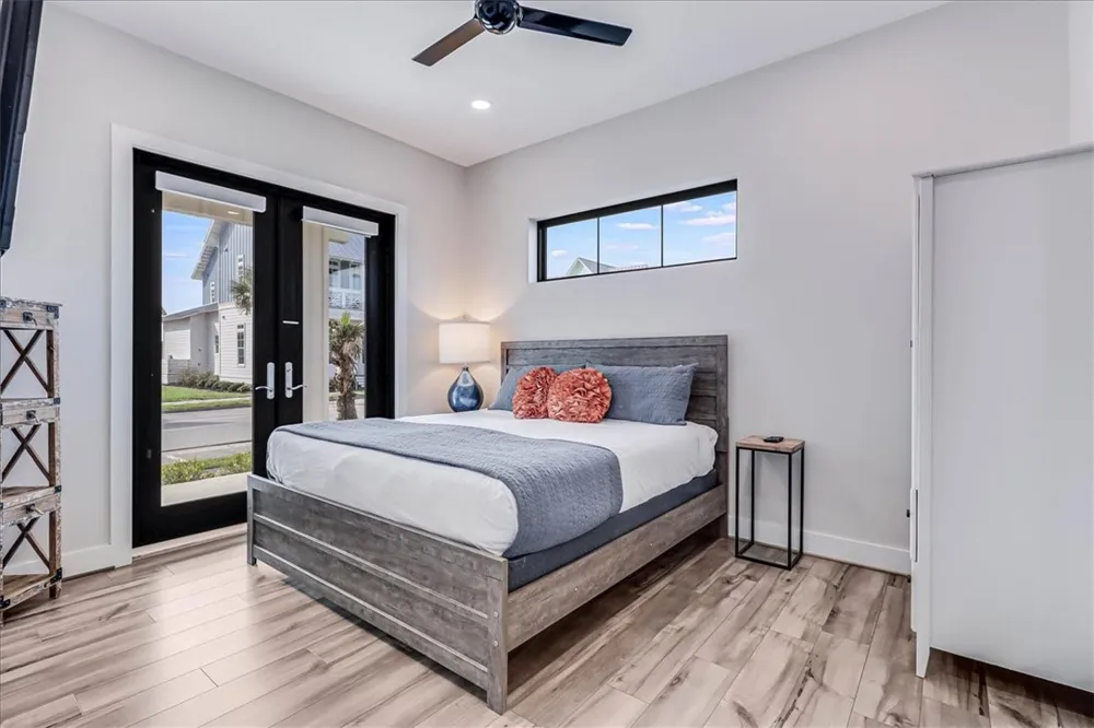 507 Sunrise Avenue Port Aransas, TX 78373