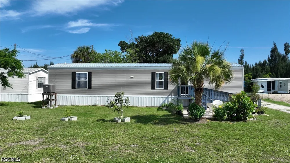 Curlew Drive St James City, FL 33956