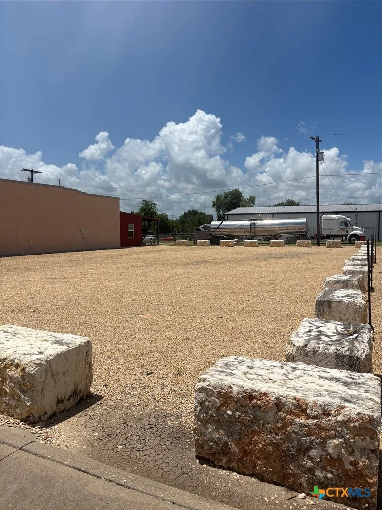 Highway 36 Rogers, TX 76569