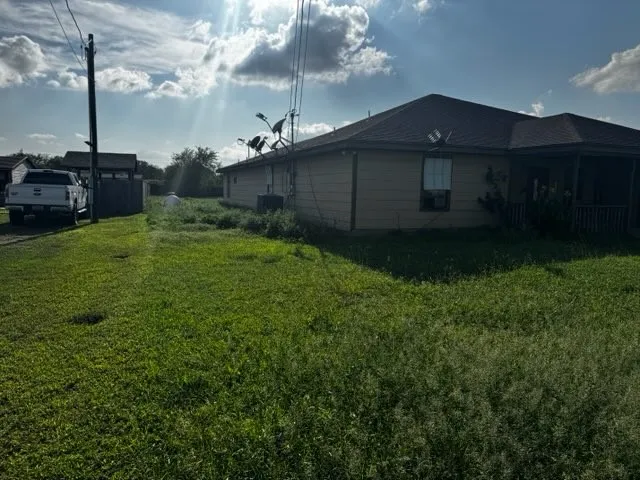 169 Zaragosa Alice, TX 78332