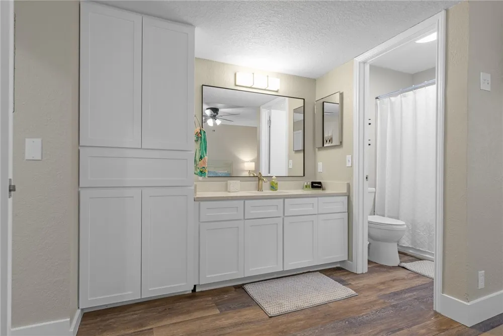 14428 COMPASS STREET #201 Corpus Christi, TX 78418