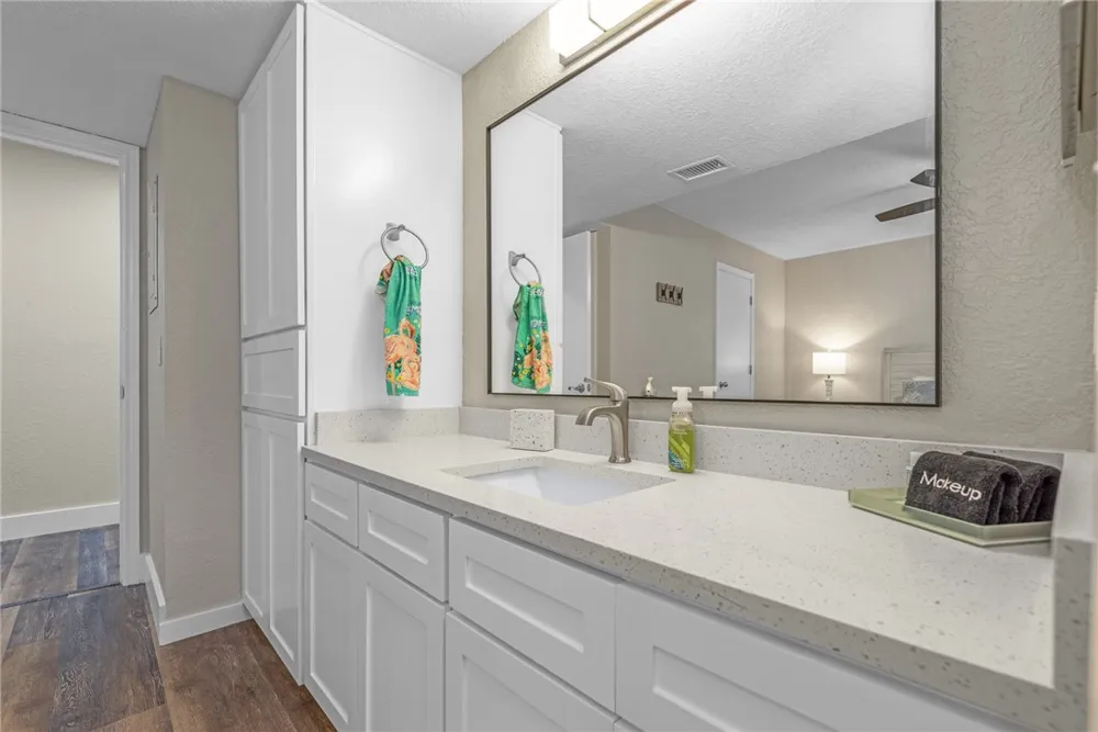 14428 COMPASS STREET #201 Corpus Christi, TX 78418