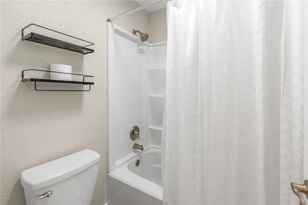14428 COMPASS STREET #201 Corpus Christi, TX 78418