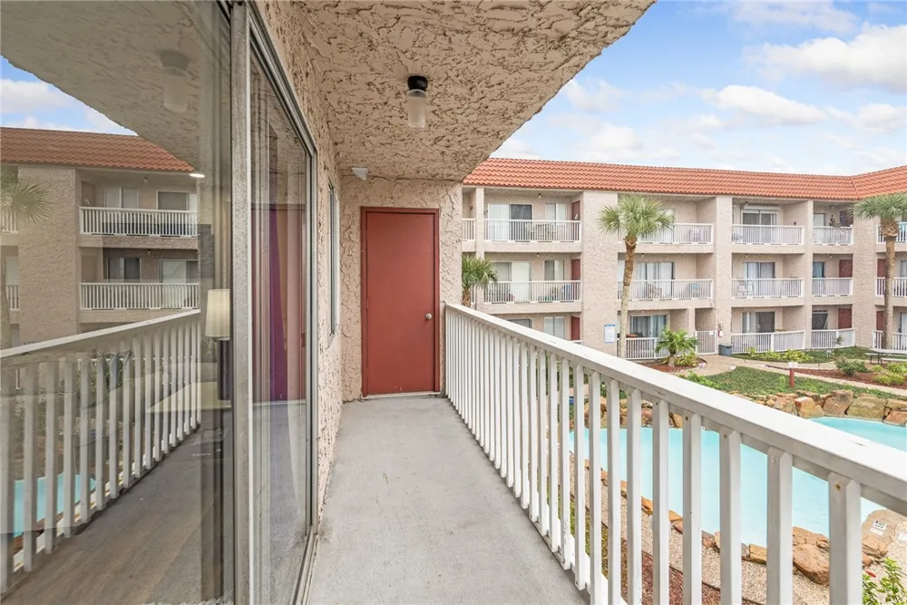 14428 COMPASS STREET #201 Corpus Christi, TX 78418