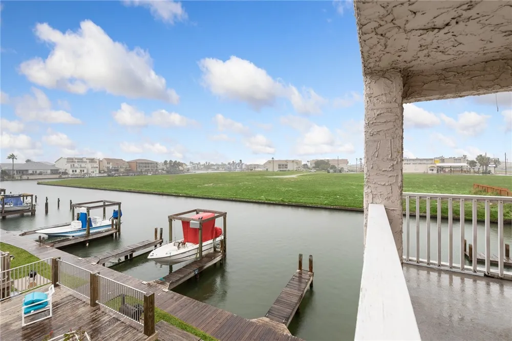 14428 COMPASS STREET #201 Corpus Christi, TX 78418