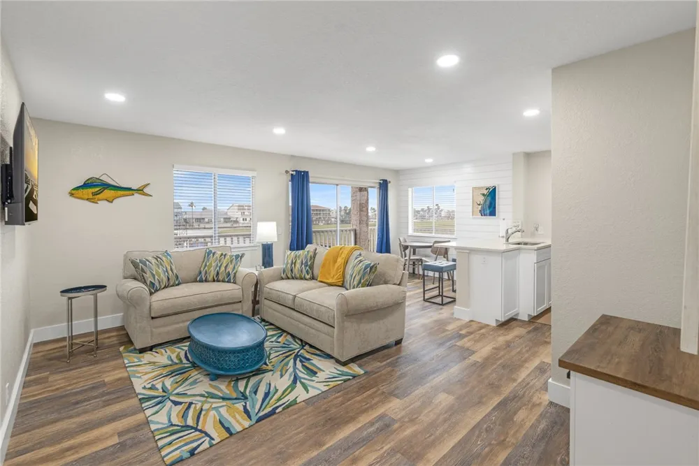 14428 COMPASS STREET #201 Corpus Christi, TX 78418