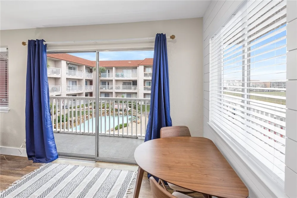 14428 COMPASS STREET #201 Corpus Christi, TX 78418