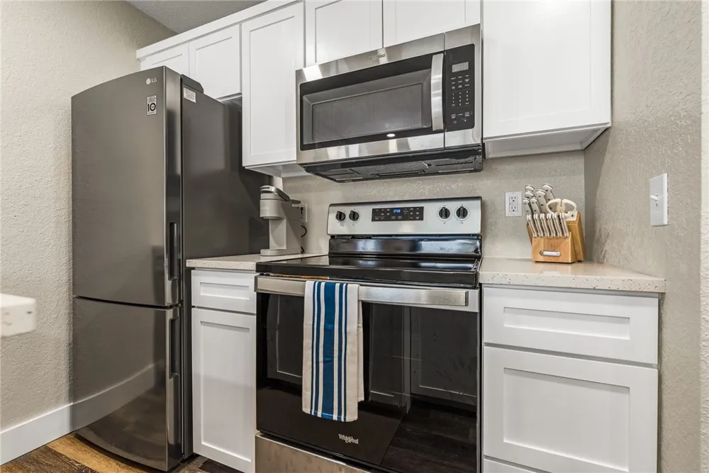 14428 COMPASS STREET #201 Corpus Christi, TX 78418