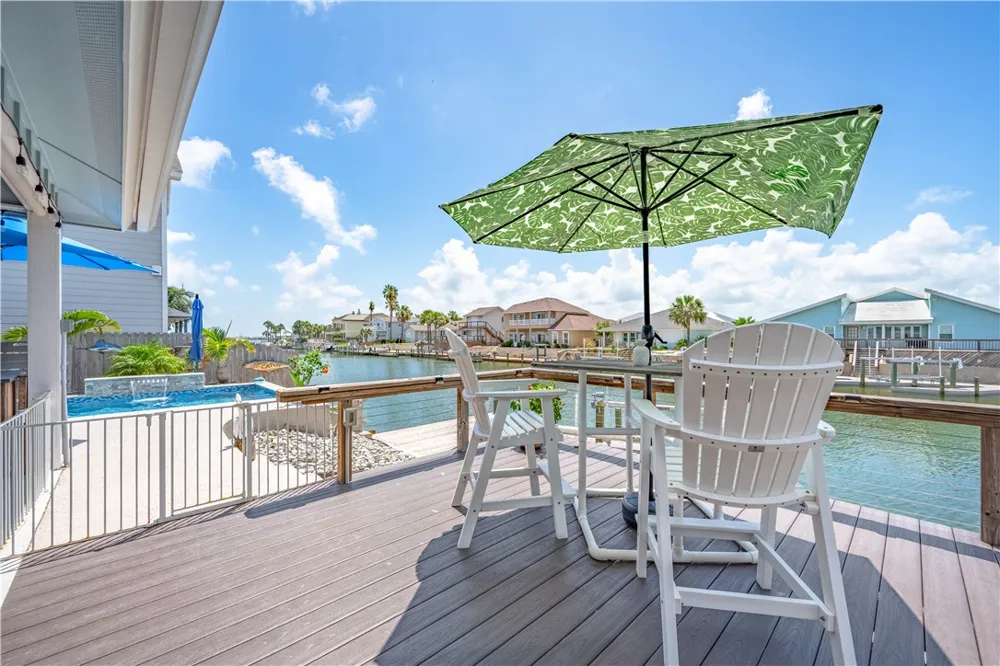 126 Sea View Drive Aransas Pass, TX 78336