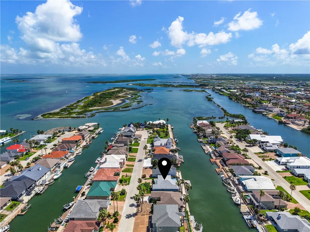 126 Sea View Drive Aransas Pass, TX 78336