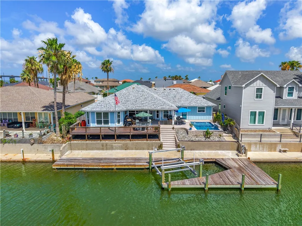 126 Sea View Drive Aransas Pass, TX 78336