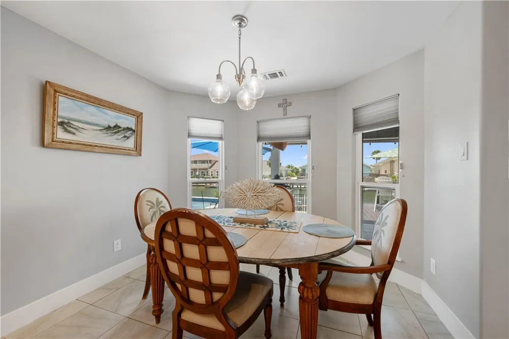 126 Sea View Drive Aransas Pass, TX 78336