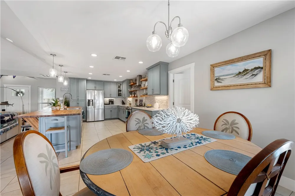 126 Sea View Drive Aransas Pass, TX 78336