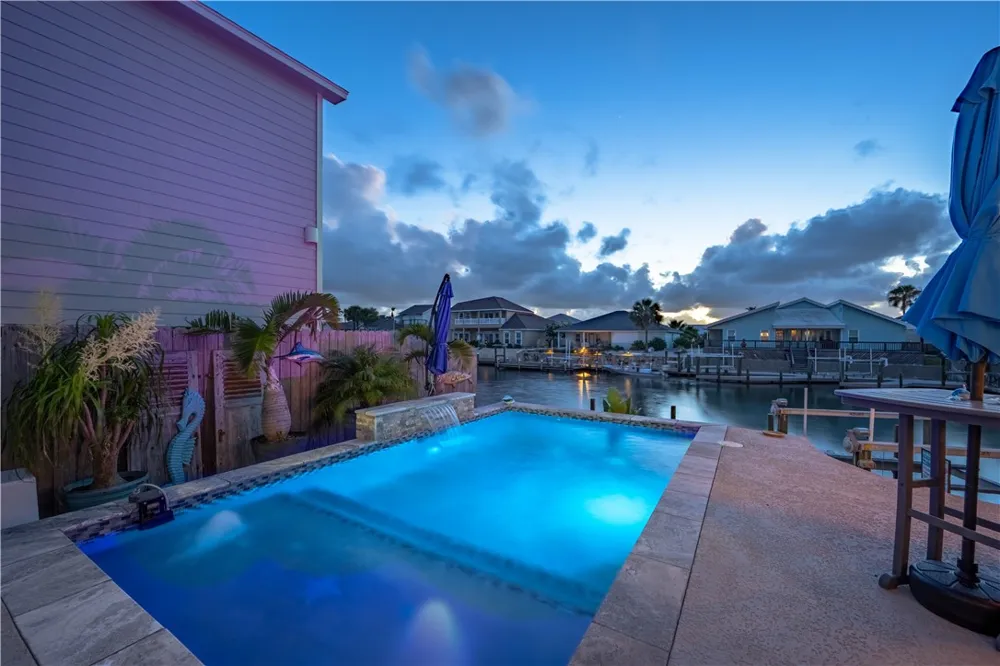 126 Sea View Drive Aransas Pass, TX 78336