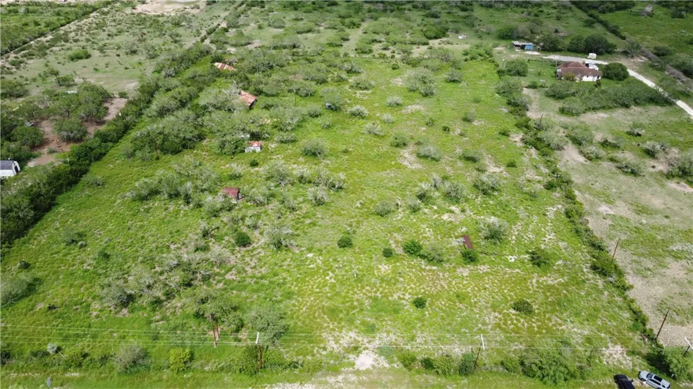 281 N Highway 281 Orange Grove, TX 78372