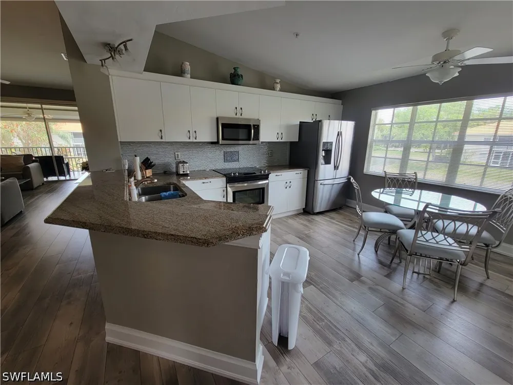 Silver Trumpet Lane #T-204 Naples, FL 34109