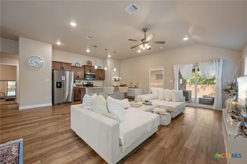 1021 Coriander Road