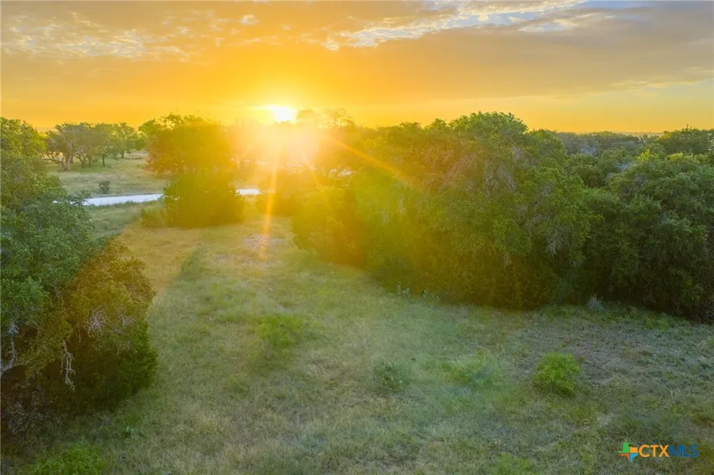 261 W Rolling Oaks Drive Goldthwaite, TX 76844