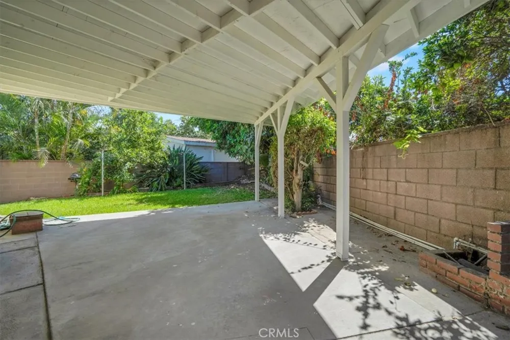 9241 Vicki Drive Santa Fe Springs, CA 90670