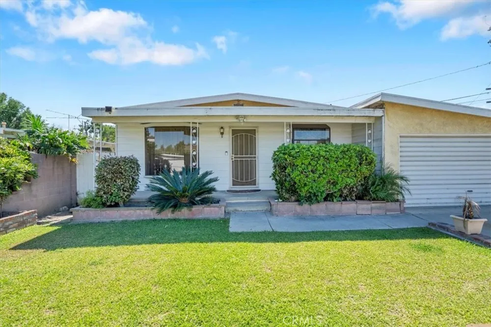 9241 Vicki Drive Santa Fe Springs, CA 90670