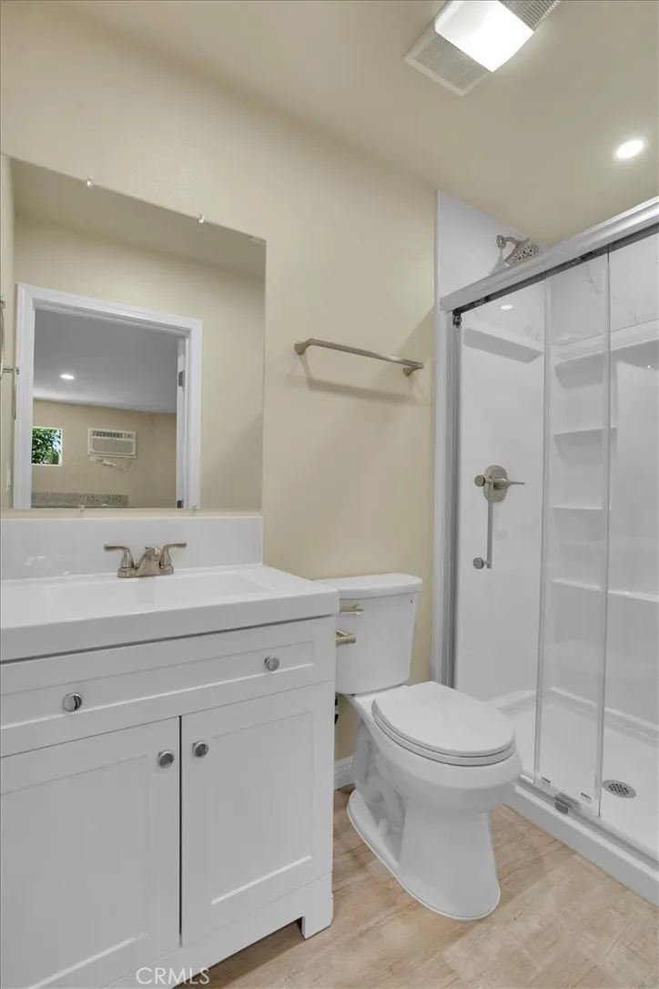 9241 Vicki Drive Santa Fe Springs, CA 90670