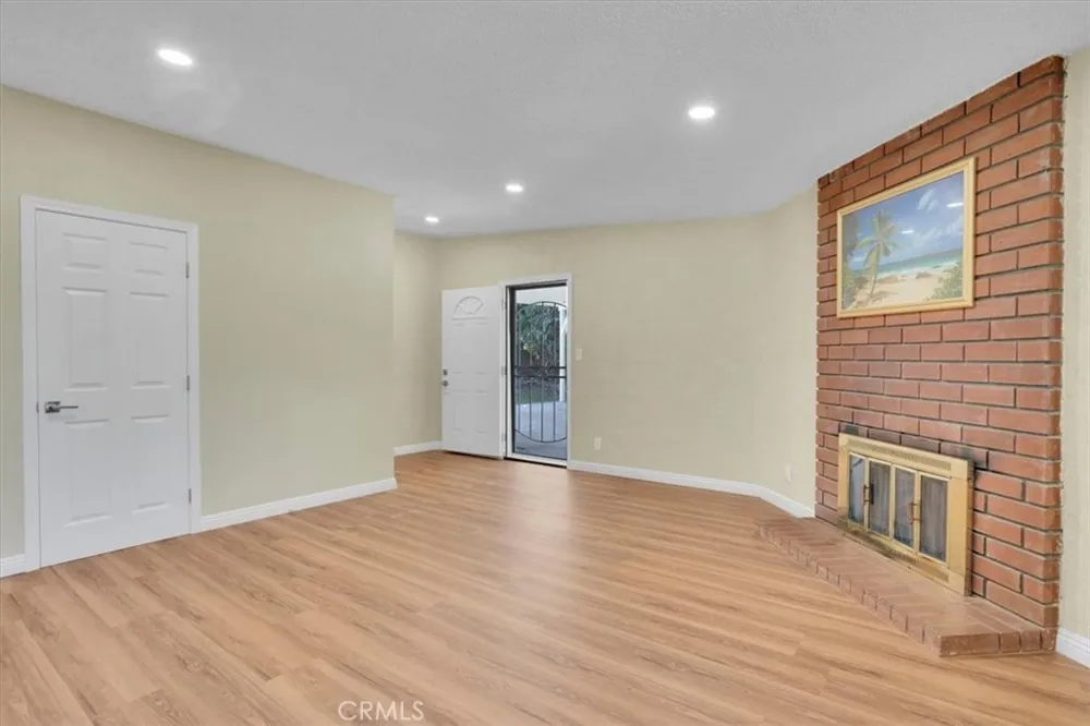 9241 Vicki Drive Santa Fe Springs, CA 90670
