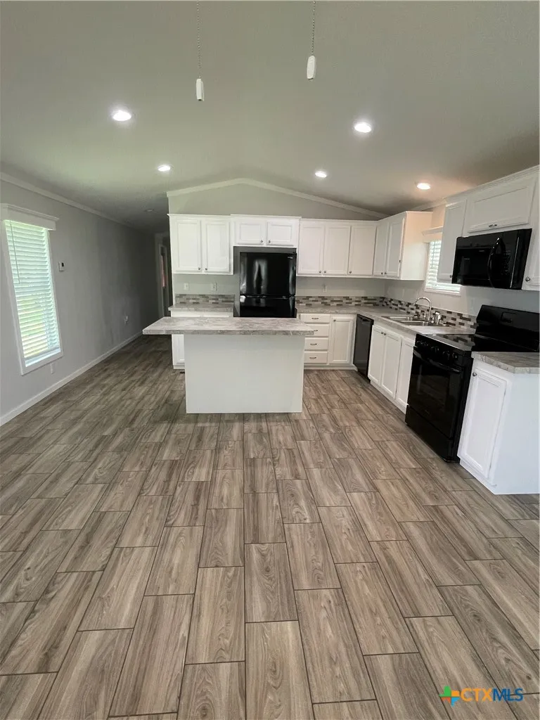 908 Colorado Street Edna, TX 77957