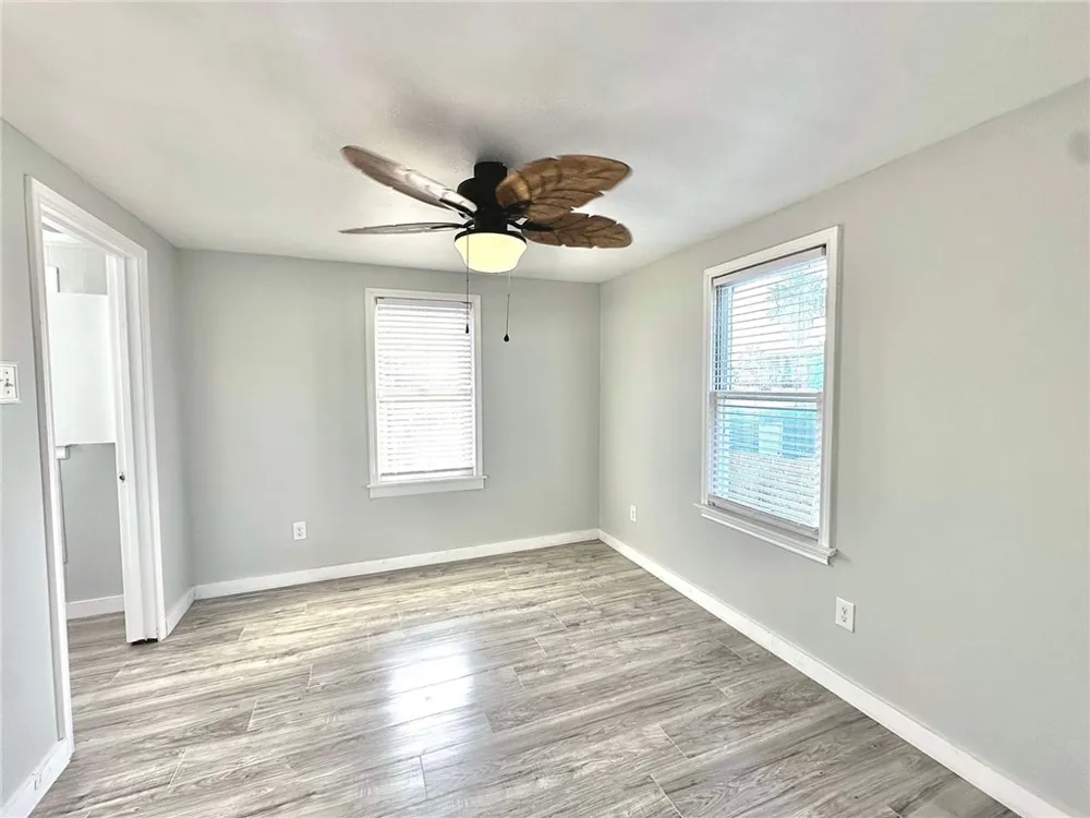 417 W Avenue A Port Aransas, TX 78373