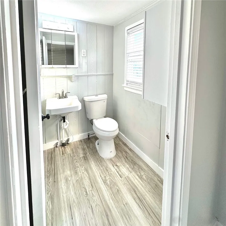 417 W Avenue A Port Aransas, TX 78373