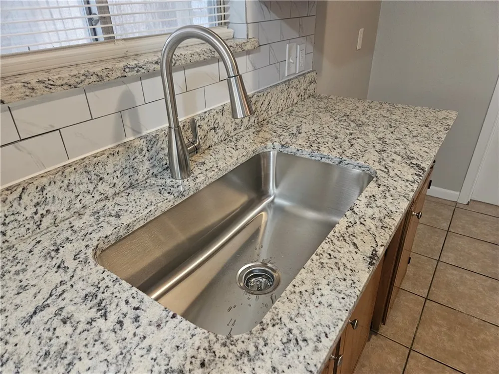 4010 Tripoli Drive Corpus Christi, TX 78411