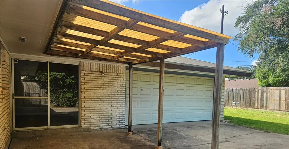 4010 Tripoli Drive Corpus Christi, TX 78411