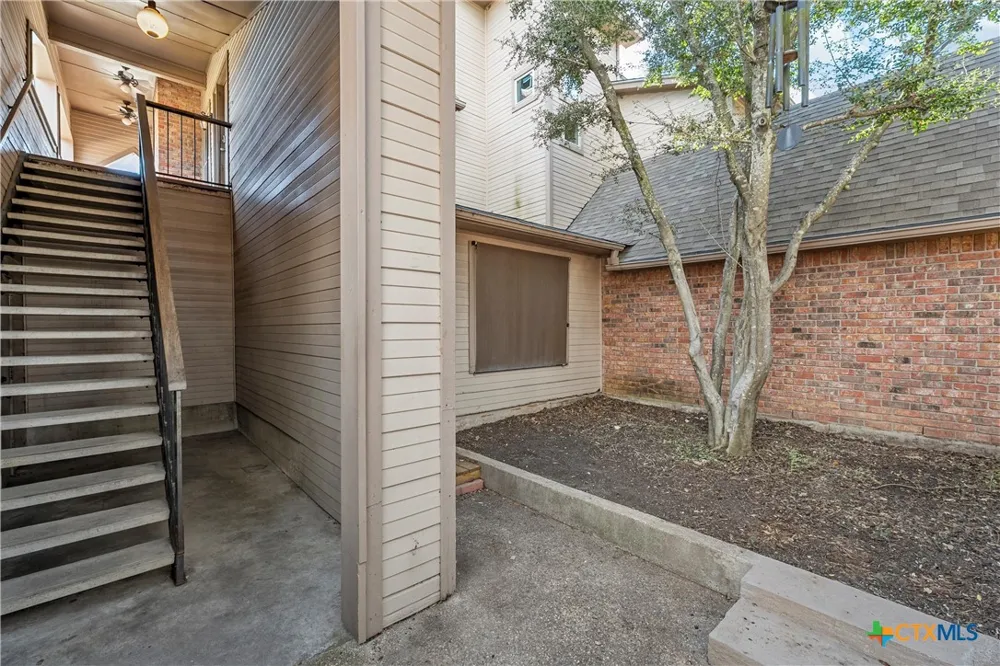 156 Pleasant Grove Lane Woodway, TX 76712