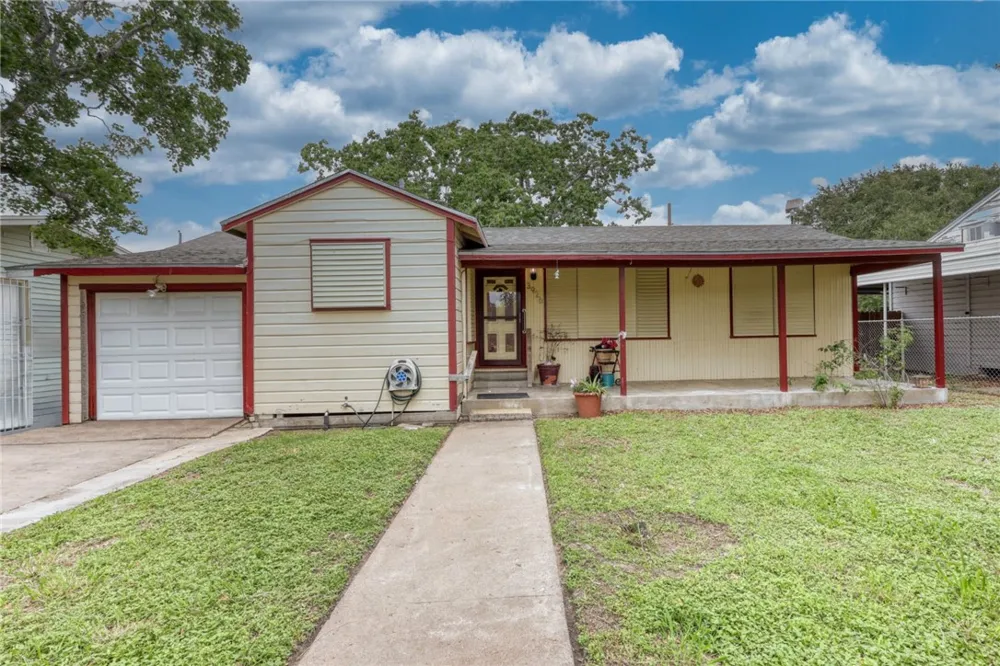 3926 Redwood Street Corpus Christi, TX 78411
