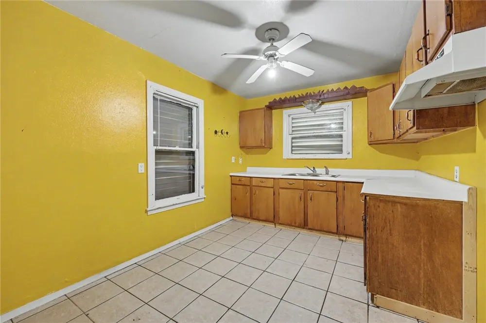 3926 Redwood Street Corpus Christi, TX 78411
