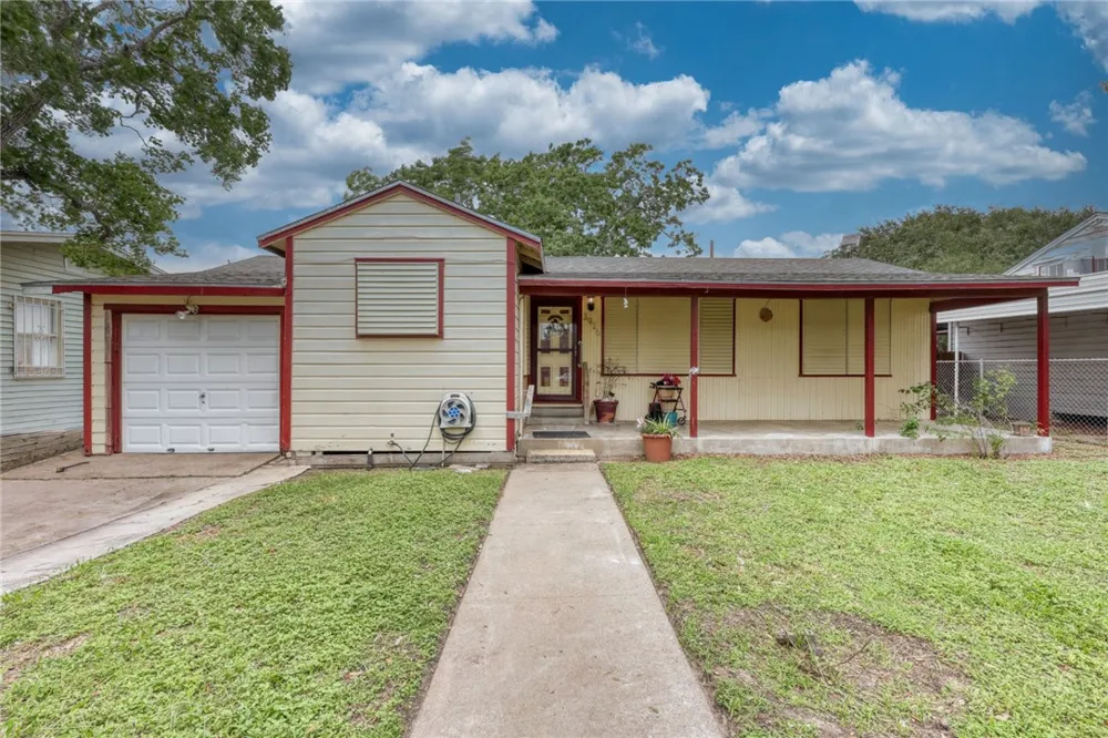 3926 Redwood Street Corpus Christi, TX 78411