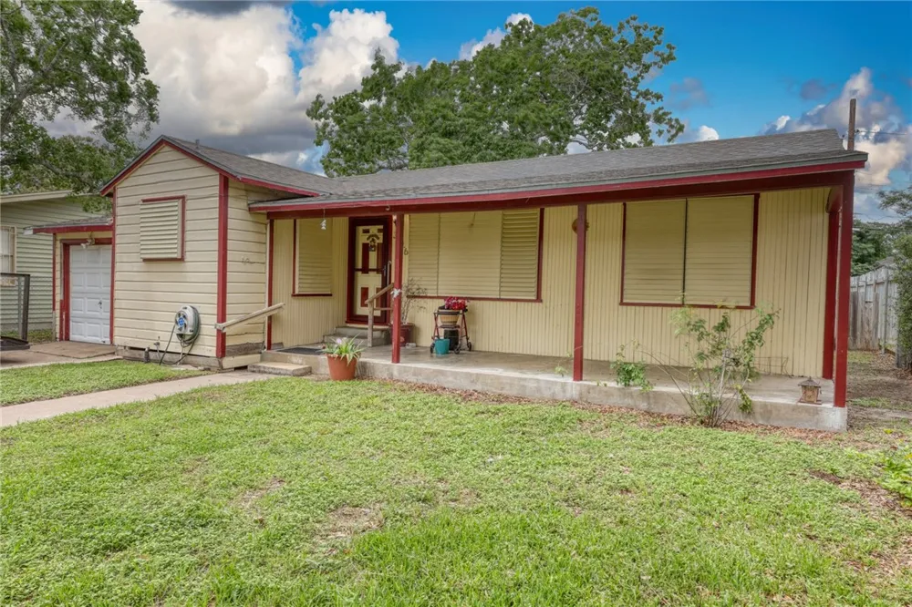 3926 Redwood Street Corpus Christi, TX 78411