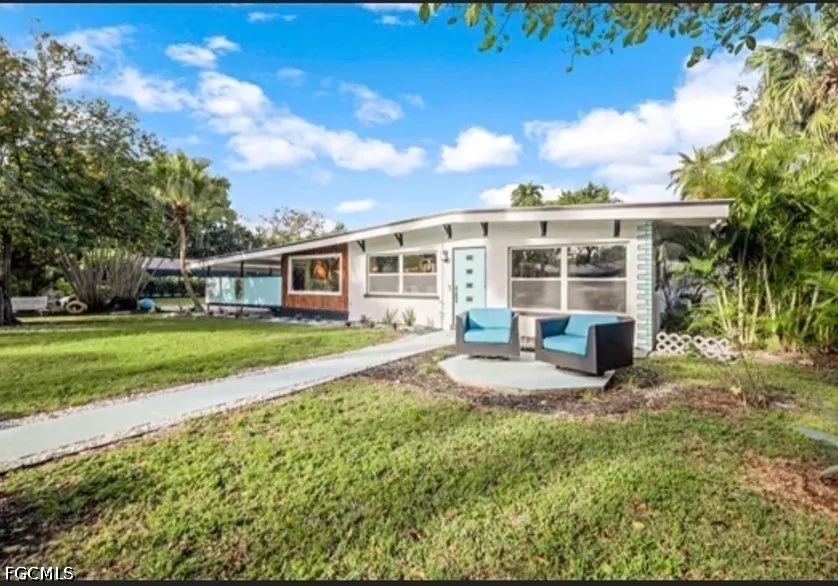 McGregor Boulevard Fort Myers, FL 33901