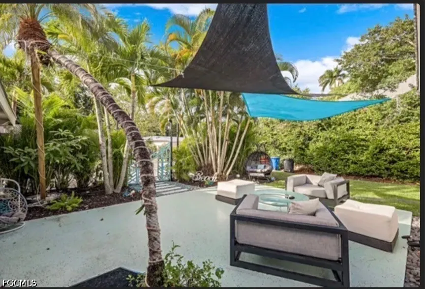 McGregor Boulevard Fort Myers, FL 33901