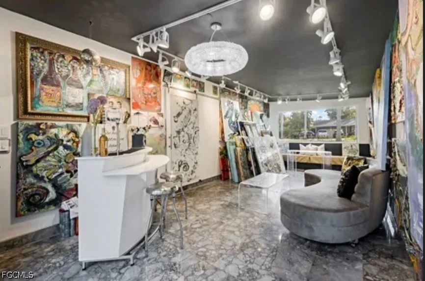 McGregor Boulevard Fort Myers, FL 33901