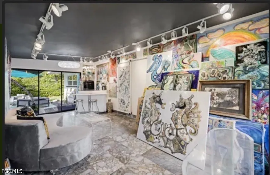 McGregor Boulevard Fort Myers, FL 33901