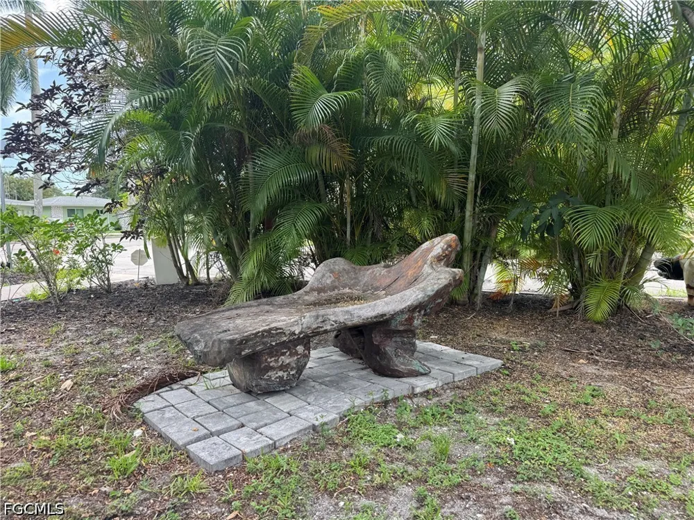 McGregor Boulevard Fort Myers, FL 33901