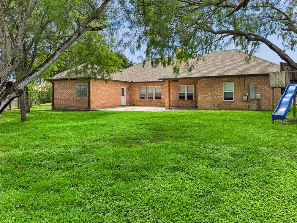 6402 Bellac Street Corpus Christi, TX 78414