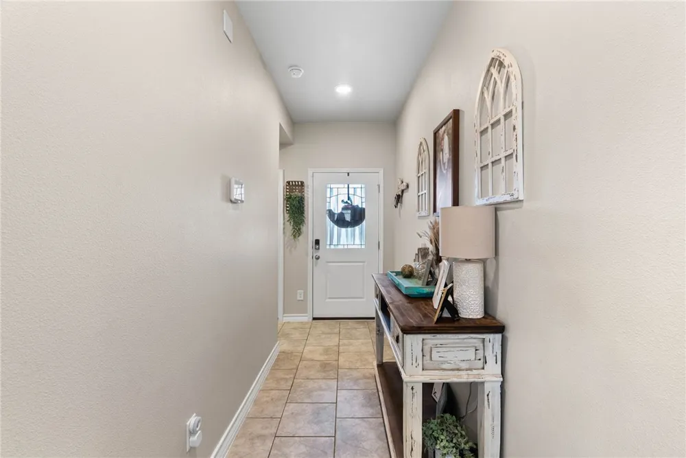 104 Silas St Sinton, TX 78387