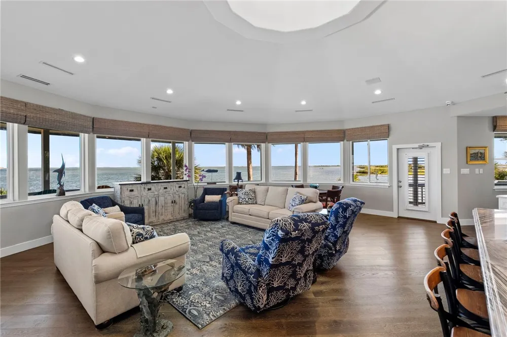 140 Bay Harbor Drive Aransas Pass, TX 78336