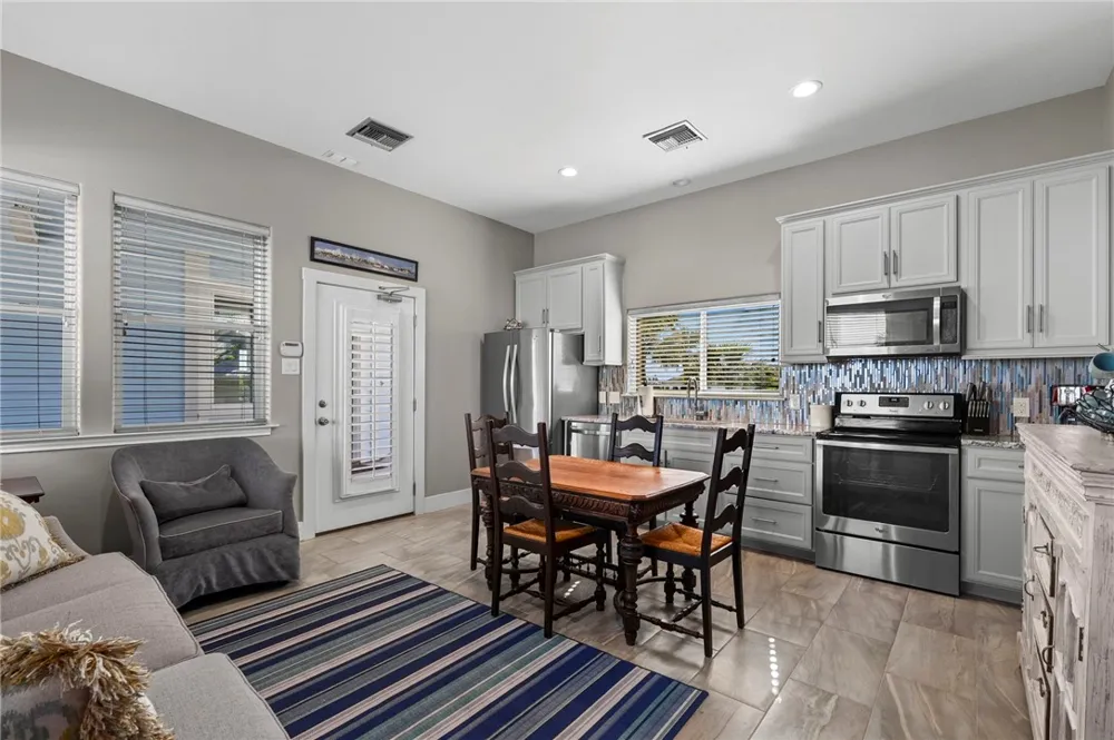 140 Bay Harbor Drive Aransas Pass, TX 78336