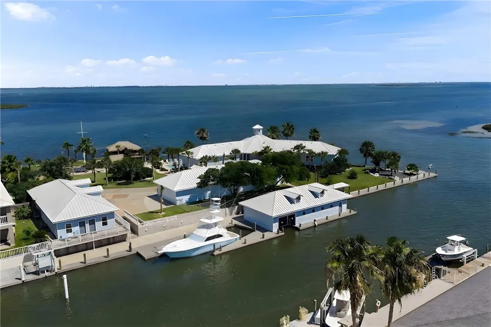 140 Bay Harbor Drive Aransas Pass, TX 78336
