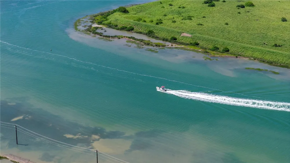 140 Bay Harbor Drive Aransas Pass, TX 78336
