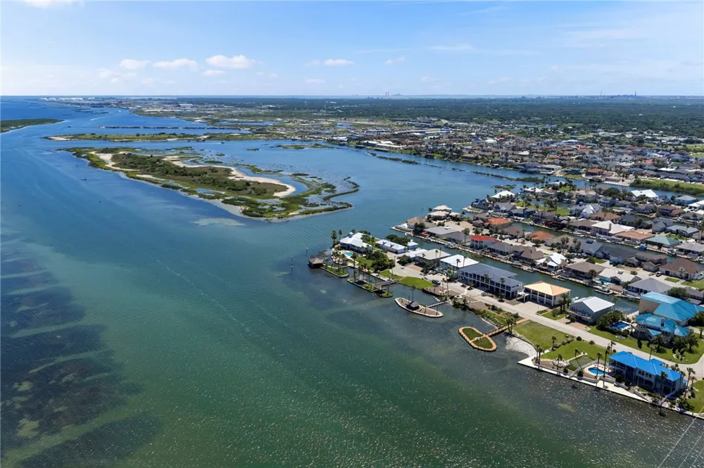140 Bay Harbor Drive Aransas Pass, TX 78336